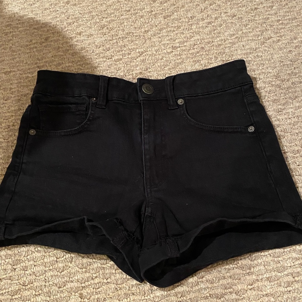 6. AE JEAN SHORTS